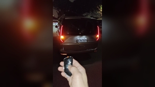 VW Caddy 5 2020+ 電動テールゲート